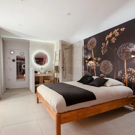 Addict Heliopolis Luxury And Sensual * Agde